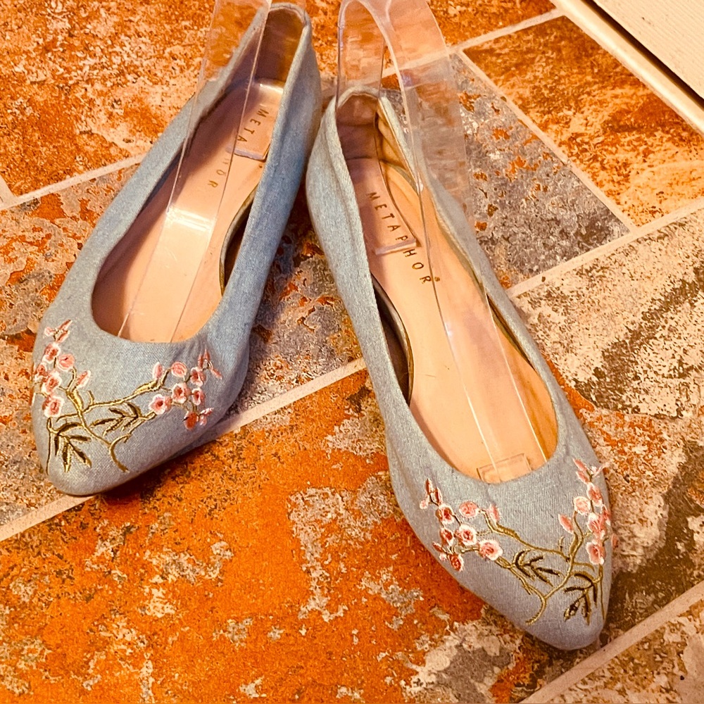 💐Cute Metaphor Blue Denim Floral Embroidered Flats!